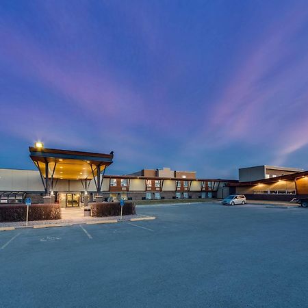 Heritage Inn Hotel & Convention Centre - Pincher Creek Extérieur photo
