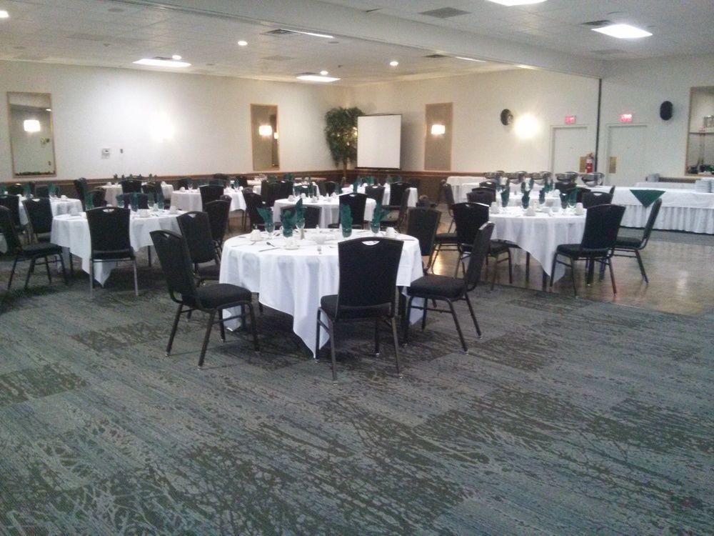 Heritage Inn Hotel & Convention Centre - Pincher Creek Extérieur photo