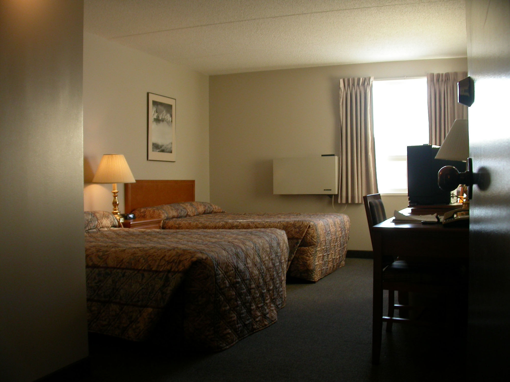 Heritage Inn Hotel & Convention Centre - Pincher Creek Extérieur photo