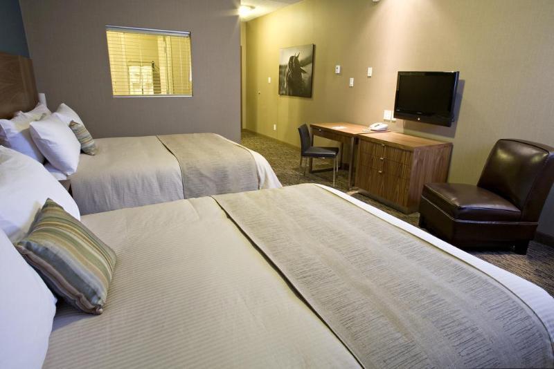 Heritage Inn Hotel & Convention Centre - Pincher Creek Extérieur photo